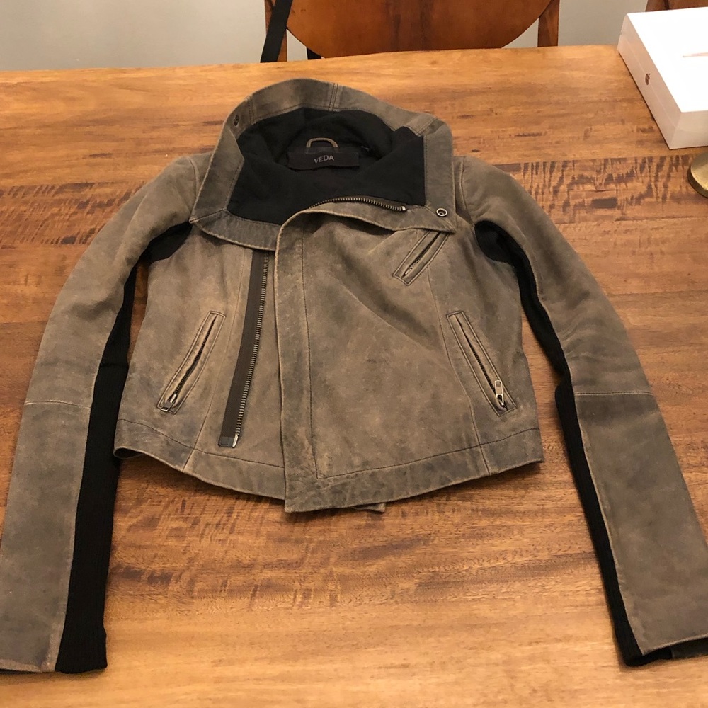 VEDA leather jacket